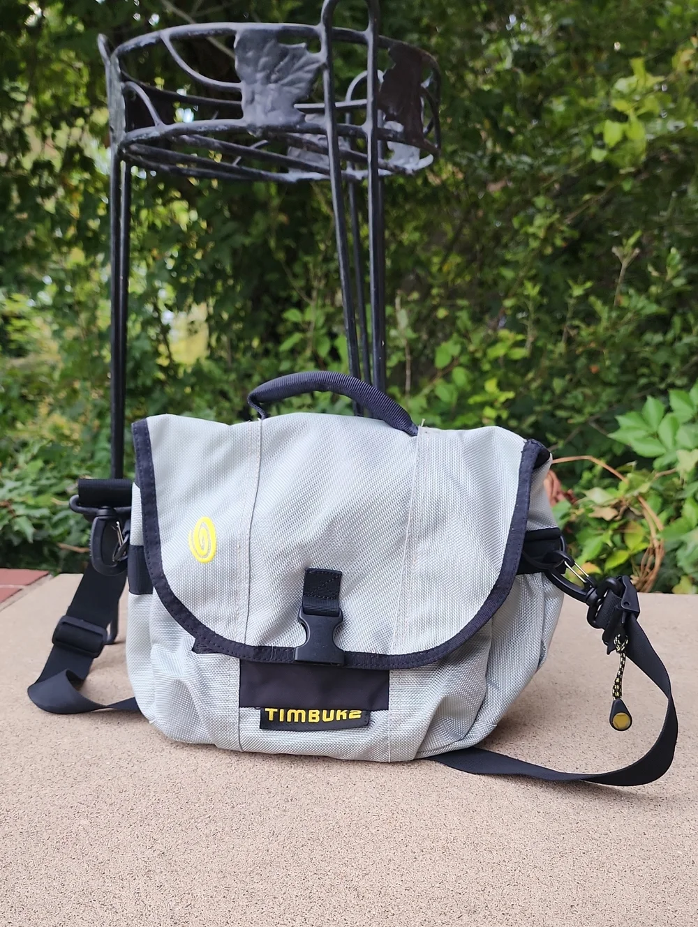 Timbuk2 Light Gray Messenger Bag with Black Trim and Yellow Logo